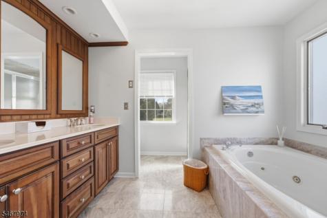 301 Parker Road Greenwich NJ 08804