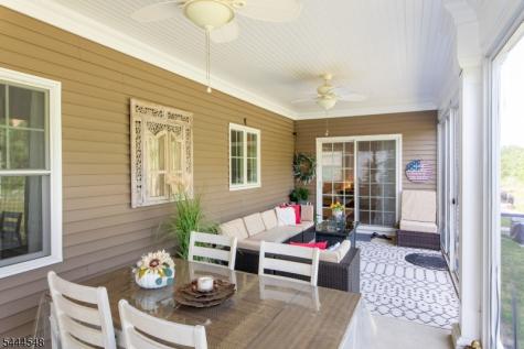 67 Bluffs Court Hamburg NJ 07419