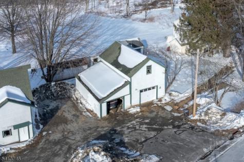 120 Fairmount Road East Tewksbury NJ 07830