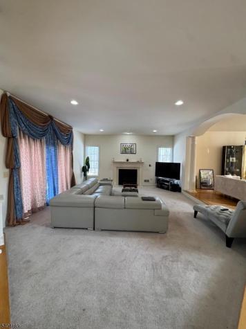 6 Andre Court Hardyston NJ 07416