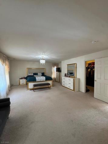 6 Andre Court Hardyston NJ 07416