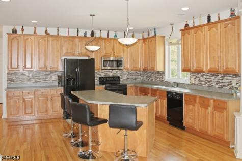 6 Andre Court Hardyston NJ 07416