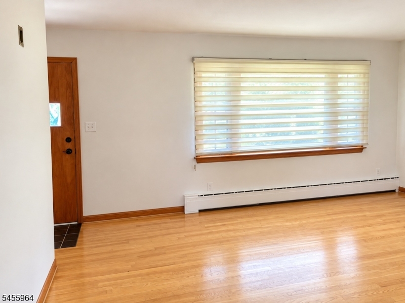 808 Rhine Boulevard Raritan NJ 08869