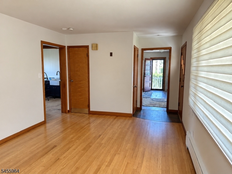 808 Rhine Boulevard Raritan NJ 08869