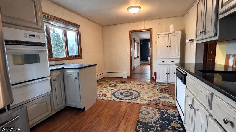 808 Rhine Boulevard Raritan NJ 08869