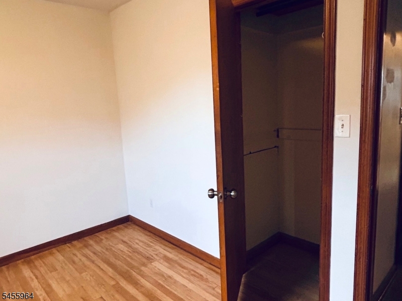 808 Rhine Boulevard Raritan NJ 08869