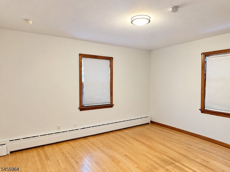 808 Rhine Boulevard Raritan NJ 08869