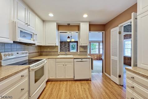 8 Mohawk Avenue Rockaway NJ 07866