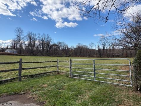 251 Old Turnpike Road Tewksbury NJ 07830