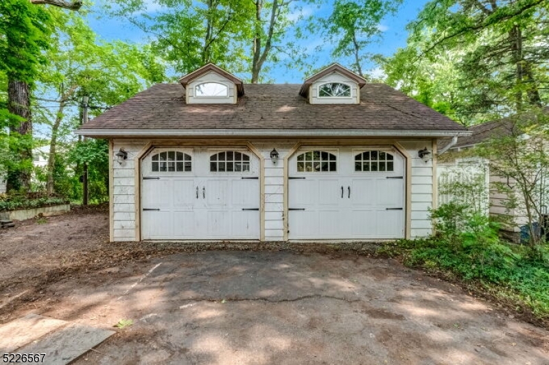 167 Oakland Road Maplewood NJ 07040