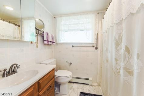 103 Mountain Road Hardyston NJ 07419