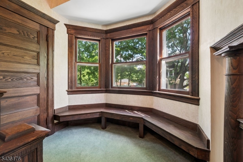 261 Beechwood Avenue Middlesex NJ 08846