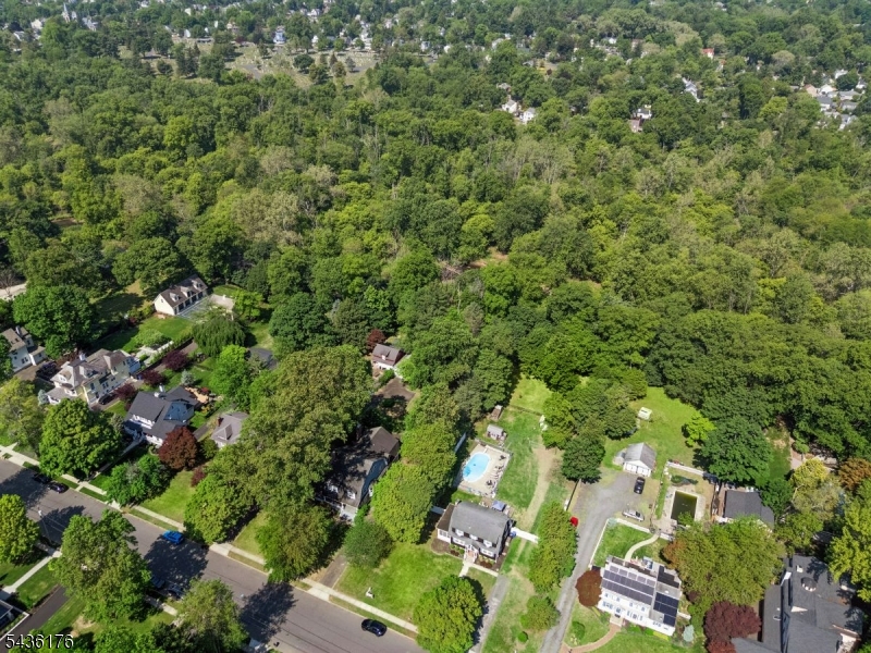 261 Beechwood Avenue Middlesex NJ 08846