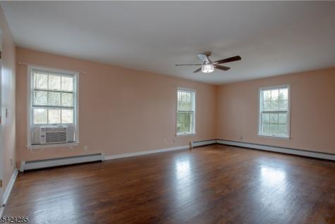 28 Weldon Road Jefferson NJ 07849
