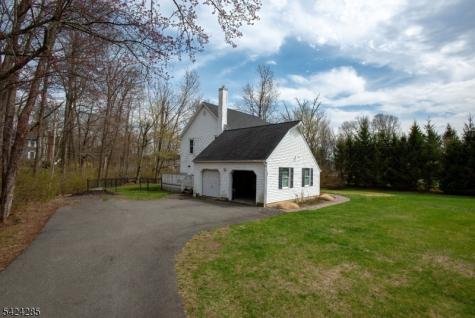 28 Weldon Road Jefferson NJ 07849
