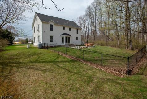 28 Weldon Road Jefferson NJ 07849