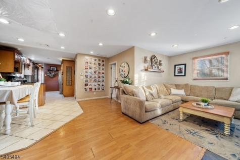 81 Vreeland Avenue Midland Park NJ 07432