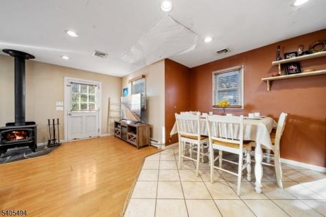 81 Vreeland Avenue Midland Park NJ 07432