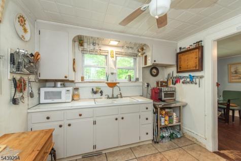 133 Woodside Avenue Newton NJ 07860