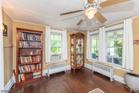 133 Woodside Avenue Newton NJ 07860