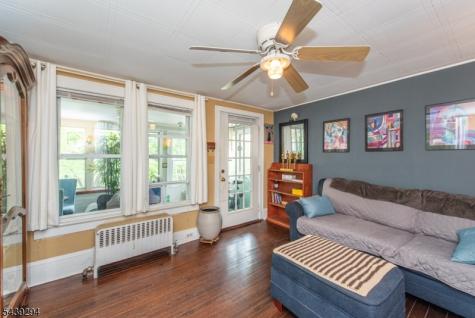 133 Woodside Avenue Newton NJ 07860