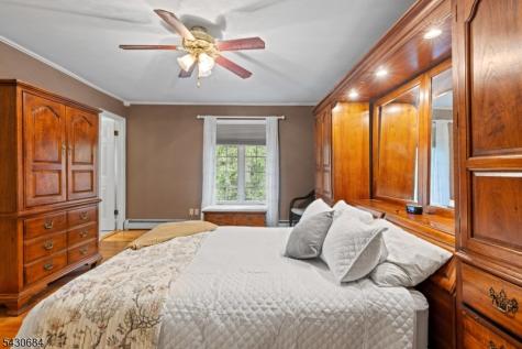 15 Lake Riconda Drive Ringwood NJ 07456
