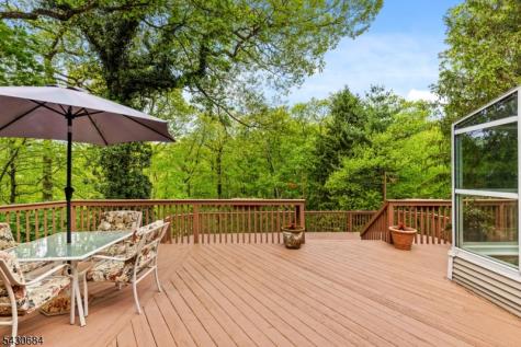 15 Lake Riconda Drive Ringwood NJ 07456