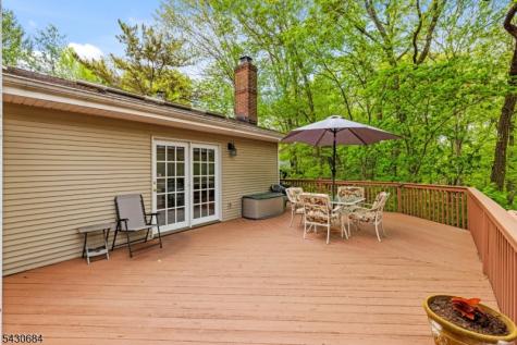 15 Lake Riconda Drive Ringwood NJ 07456