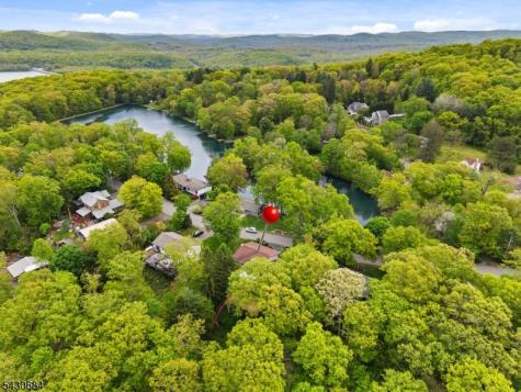 15 Lake Riconda Drive Ringwood NJ 07456