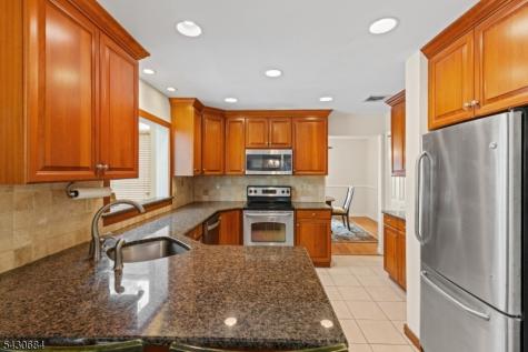 15 Lake Riconda Drive Ringwood NJ 07456