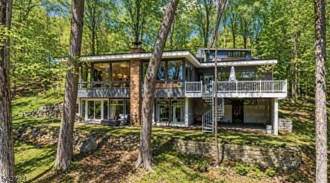 11 Bott Lane Montville NJ 07082