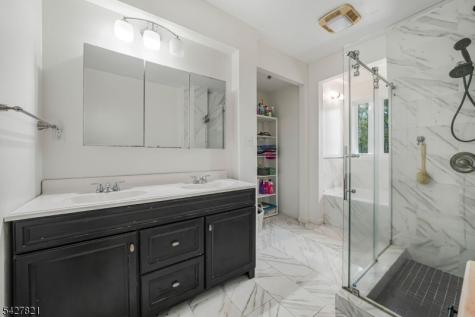 11 Bott Lane Montville NJ 07082
