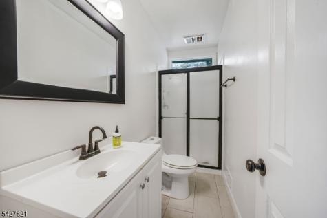 11 Bott Lane Montville NJ 07082