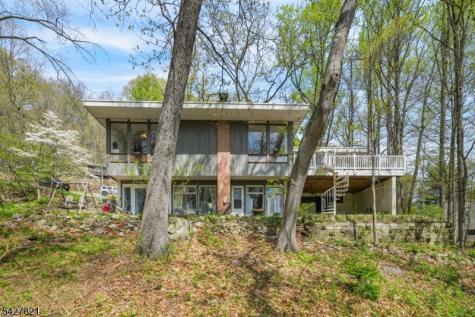 11 Bott Lane Montville NJ 07082