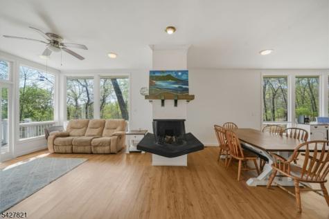 11 Bott Lane Montville NJ 07082