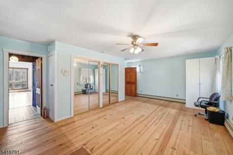 27 Plaza Drive Hampton NJ 07860