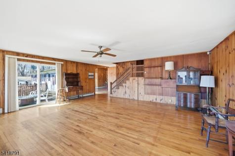 27 Plaza Drive Hampton NJ 07860