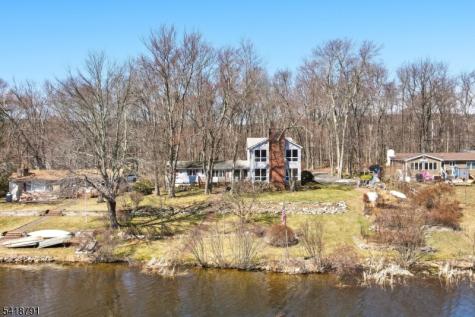 27 Plaza Drive Hampton NJ 07860