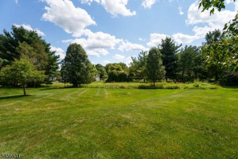 2 Aronimink Court Montgomery NJ 08558