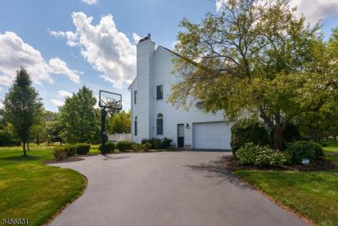 2 Aronimink Court Montgomery NJ 08558