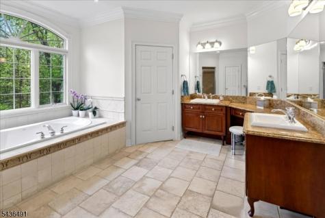3 Raymond Lane Montgomery NJ 08502