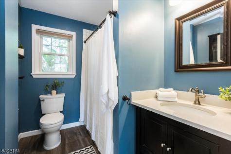 5 Colonial Terrace Nutley NJ 07110