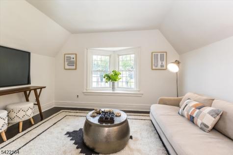 5 Colonial Terrace Nutley NJ 07110