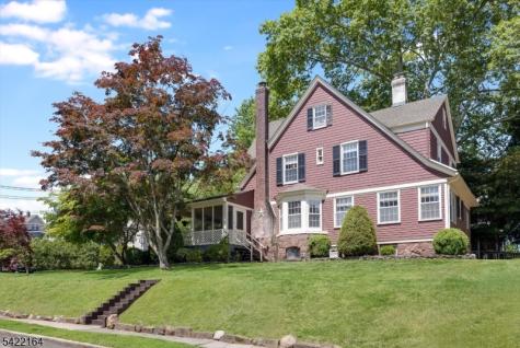 5 Colonial Terrace Nutley NJ 07110