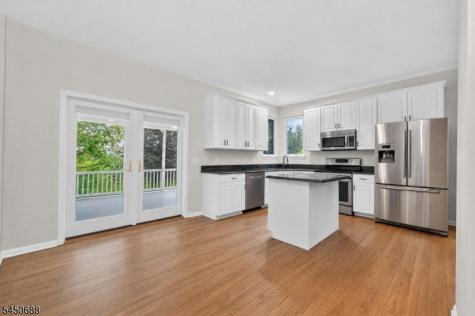 1813 Gary Road Greenwich NJ 08886