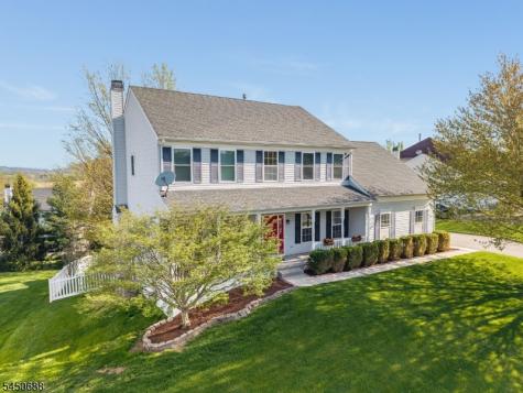1813 Gary Road Greenwich NJ 08886