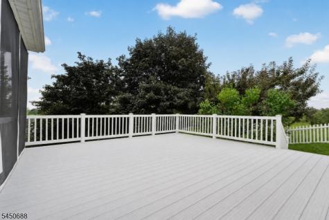1813 Gary Road Greenwich NJ 08886