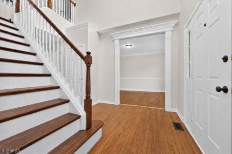 1813 Gary Road Greenwich NJ 08886