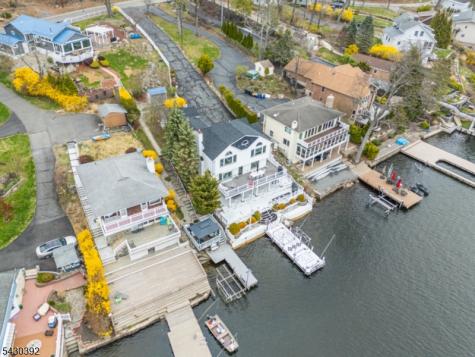 62 Ithanell Road Hopatcong NJ 07843