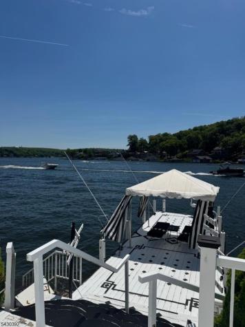 62 Ithanell Road Hopatcong NJ 07843